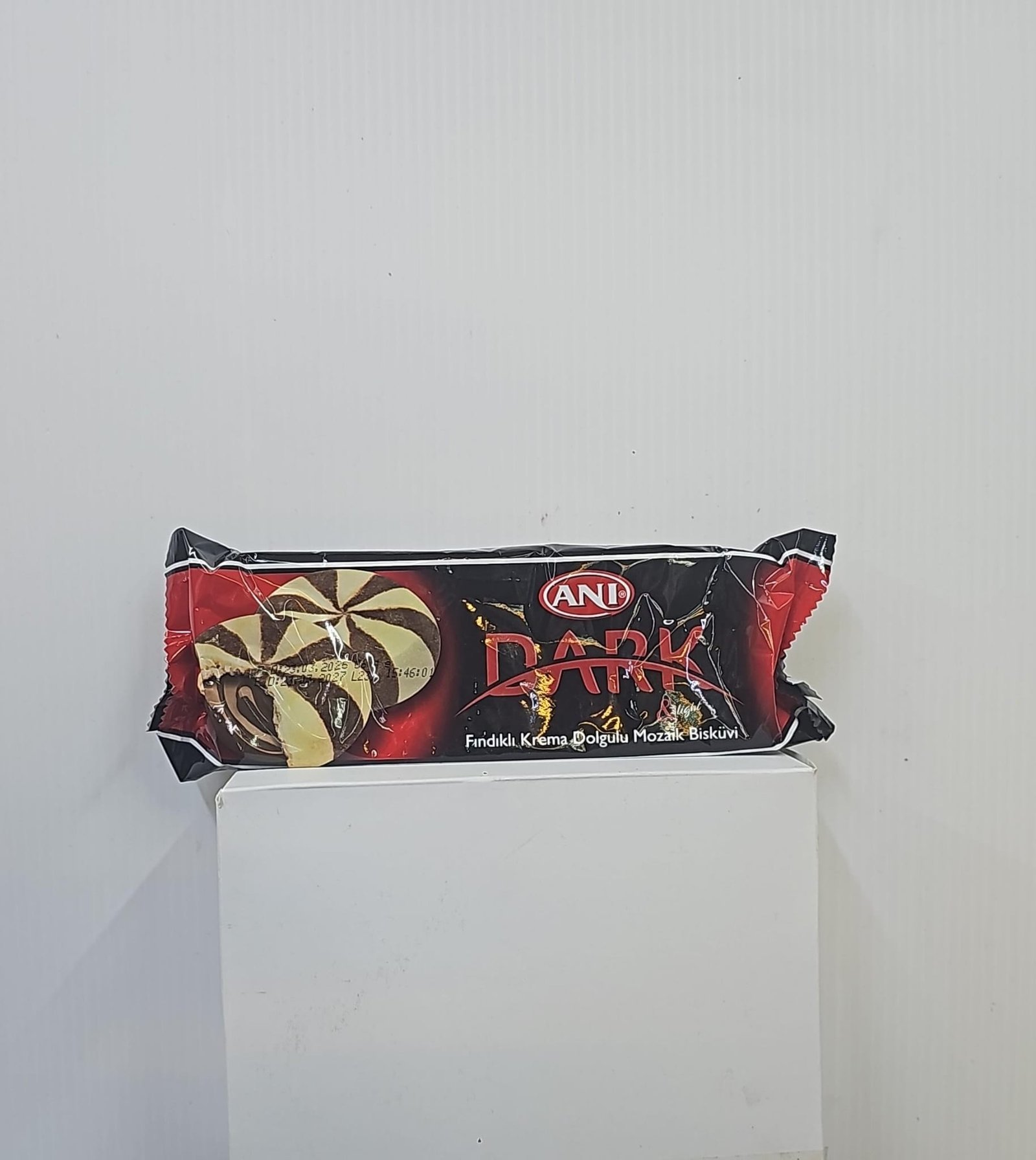 (Dark)