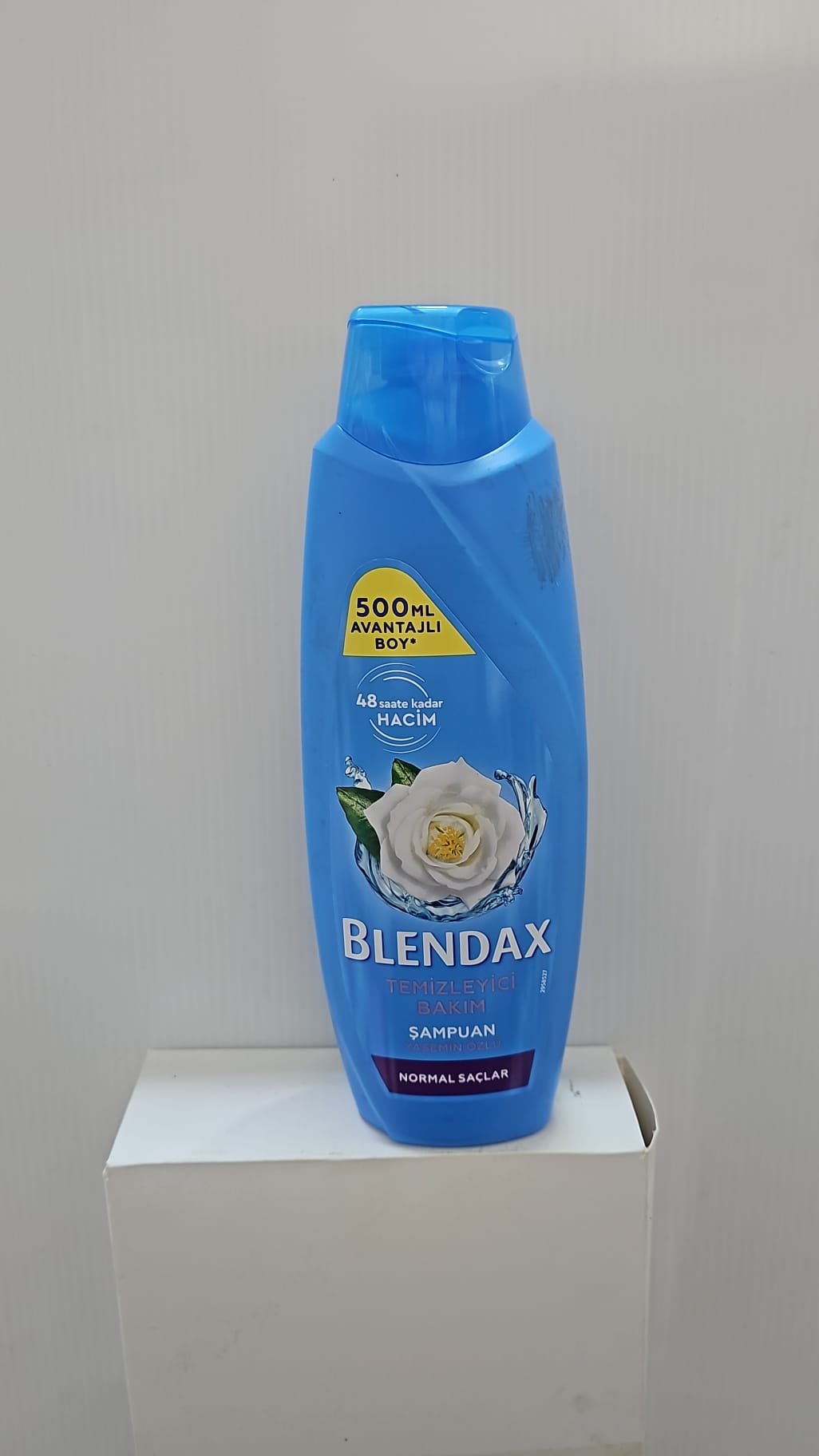 (Blendax)